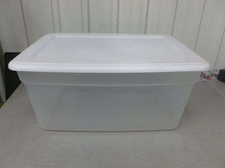 Sterlite 50 Quart Poly Tote With Lid