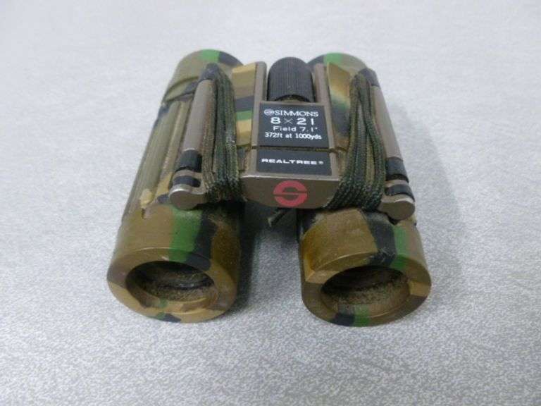 Simmons Real Tree 8 x 21 Binoculars