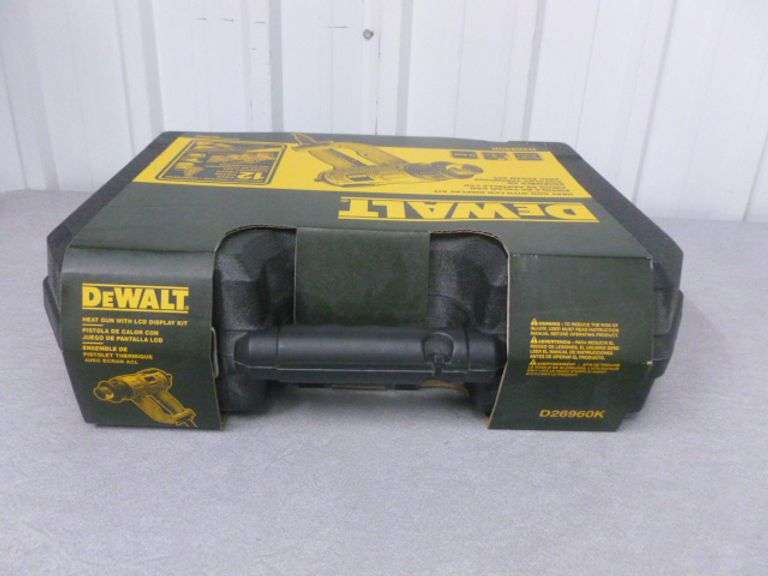 New - Dewalt Heat Gun With LCD Display Kit - Model D26960K