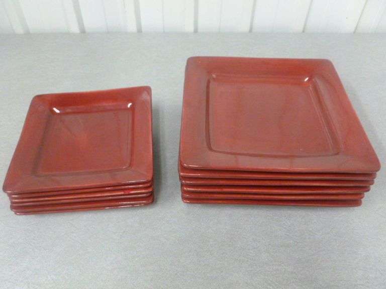 Pier 1 Imports (12) Piece Square Plate Set