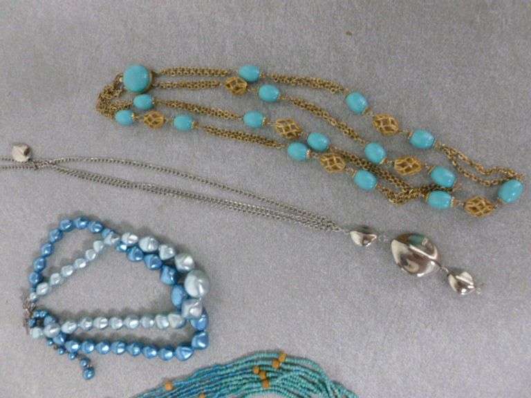 Group Of Nice Looking Jewelry Items