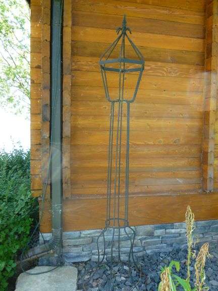 Large Rod Iron Outdoor Decoration - 80" H