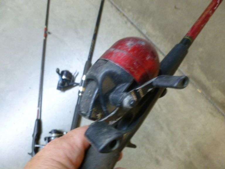 (3) Rod & Reel Combo's - (2) Closed Face - 1 Open Face