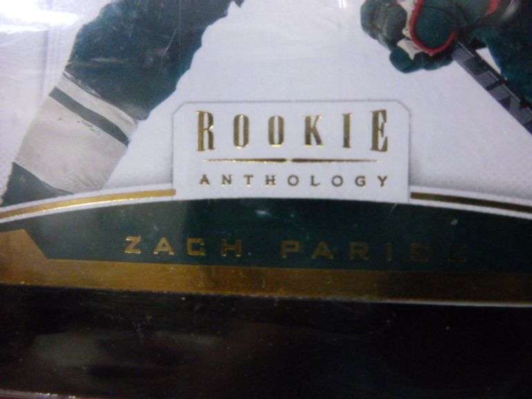 Collectible 2013 - Minnesota Wild Zach Parise Rookie Card / In Case