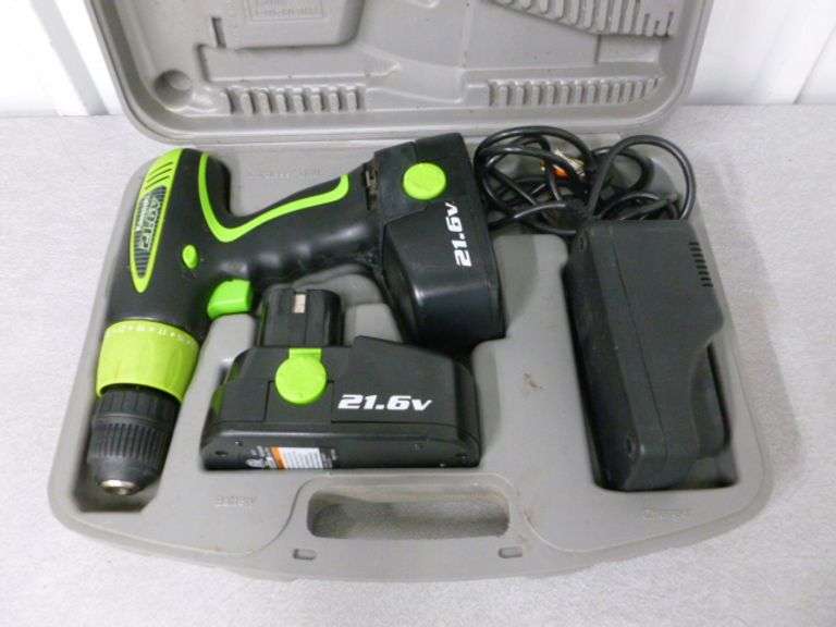 Kawasaki 21.6V Cordless Drill Set With (2) Batteries / Charger