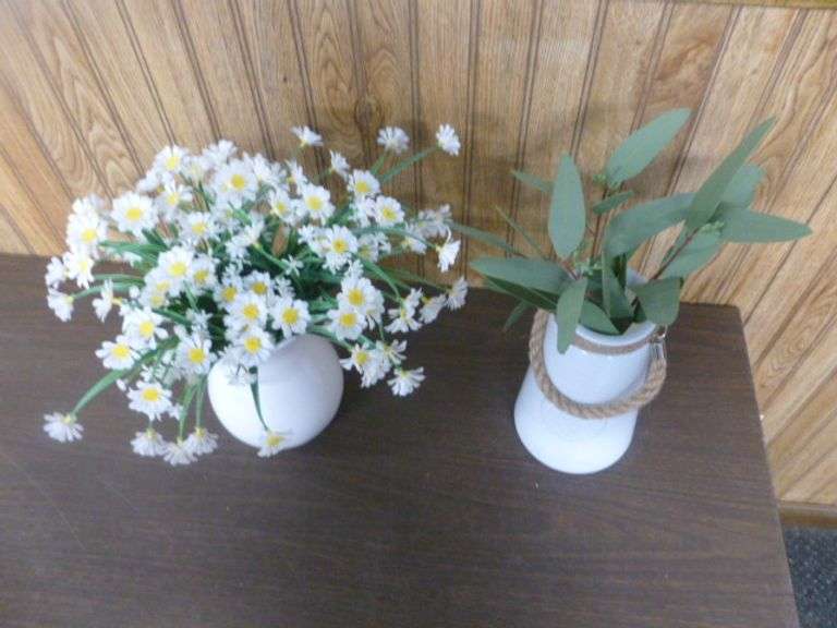 Group Of (2) Artificial Plant / Flower Decorations