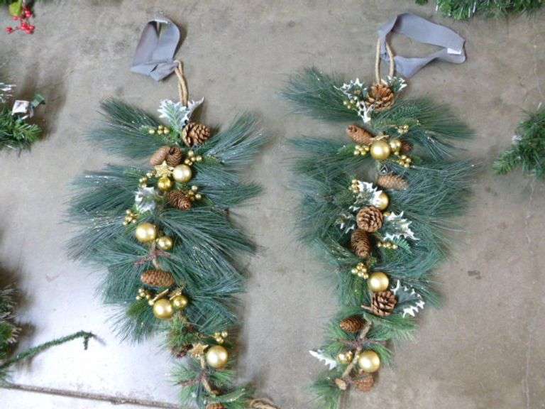 Group of Nice Christmas Themed Artificial Pine Decor / Mantle Wrap With Lights / Wall Decorations