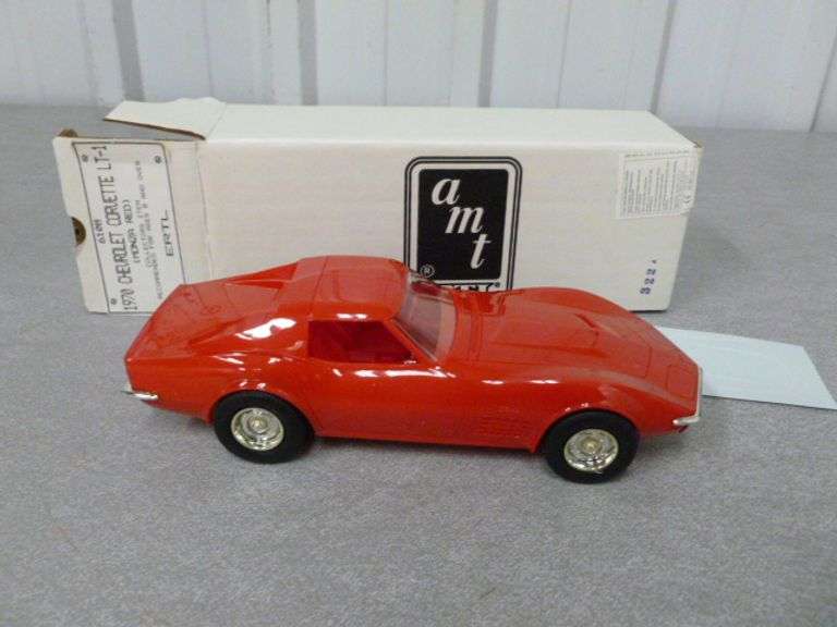 New Collectible Ertl - AMT 1970 Corvette Dealer Promo Car No. 6108