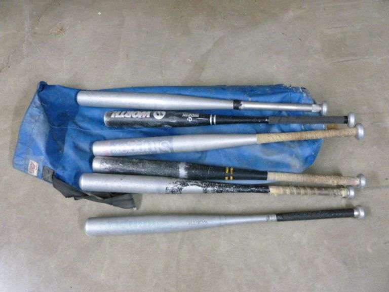 Group Of (6) Men's Aluminum Softball Bats With Bag