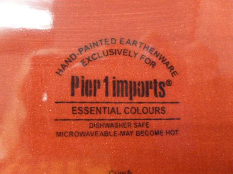 Pier 1 Imports (12) Piece Square Plate Set