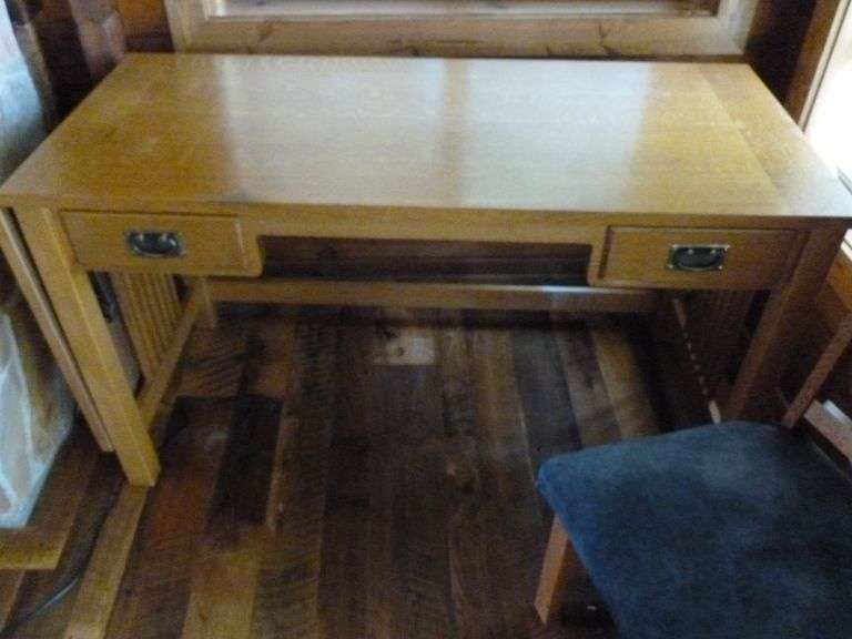 Nice Basset Oak Office Desk / With Optional Side Extension / Oak Chair