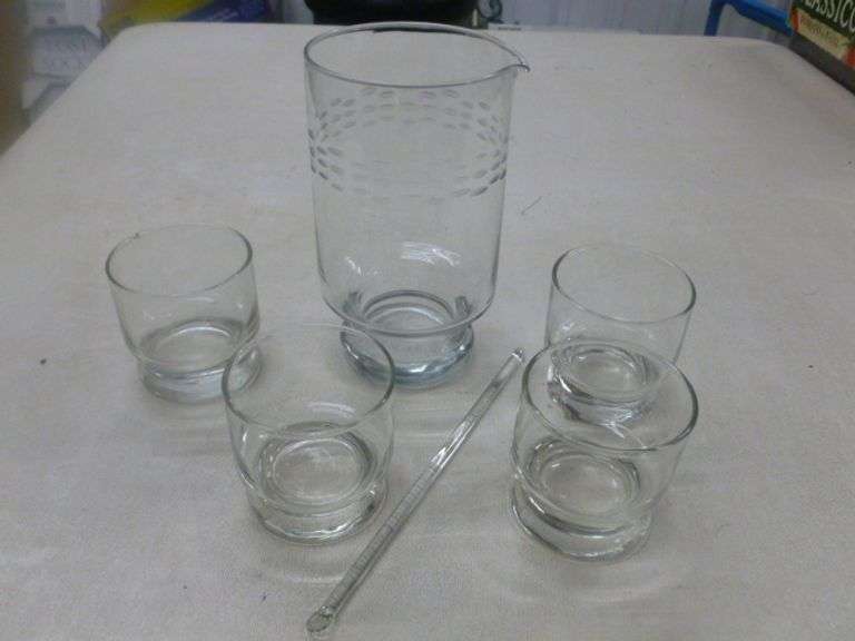 (5) Piece Glass Liquor Set