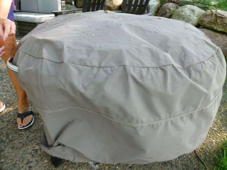 Large River Grille Wood / Charcoal Fire Pit / With Fire Pit Grill Assembly