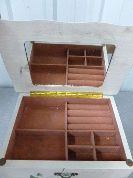 Nice (3) Drawer Wooden Jewelry Box