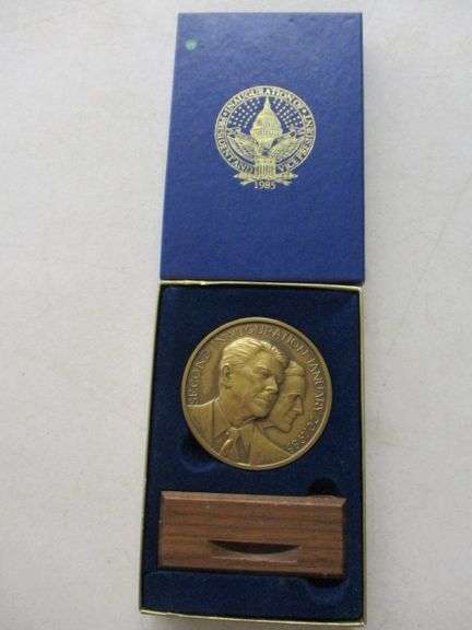 Ronald Reagan & George Bush 1985 Inauguration Large Bronze Medal  - 147 Grams, 2.75" Diameter