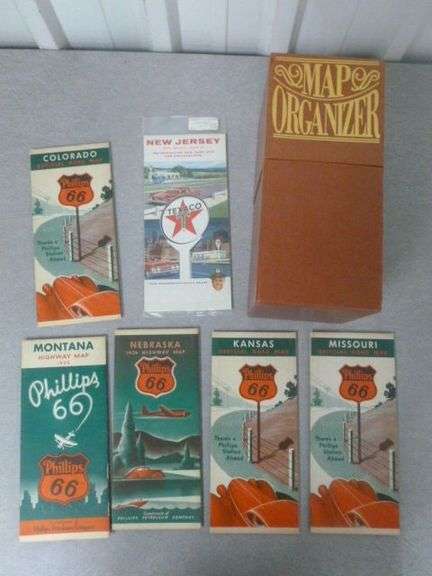 Group Of (6) Vintage Oil Company Road Maps / With Map Organizer Box