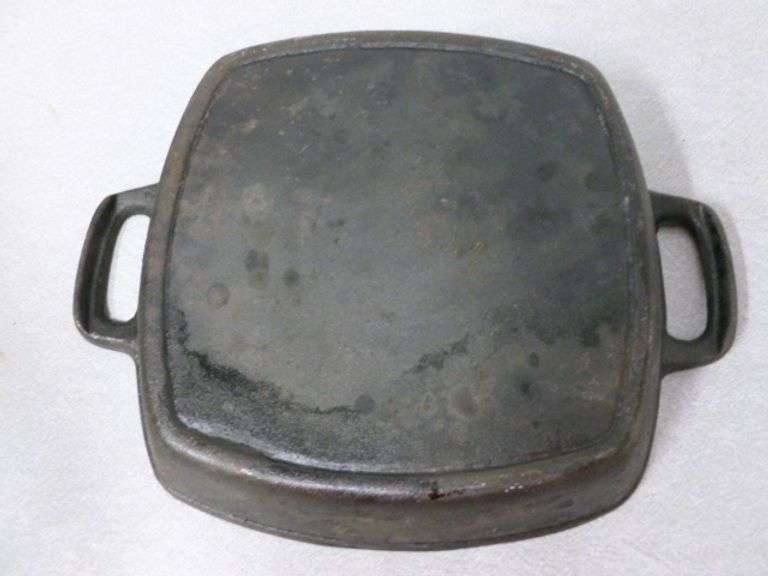 Double Handled Square Cast Iron Fry Pan - 10" x 10"