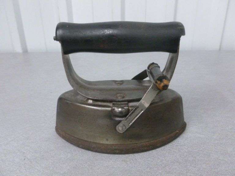 Antique Iron With Handle - Nice Piece
