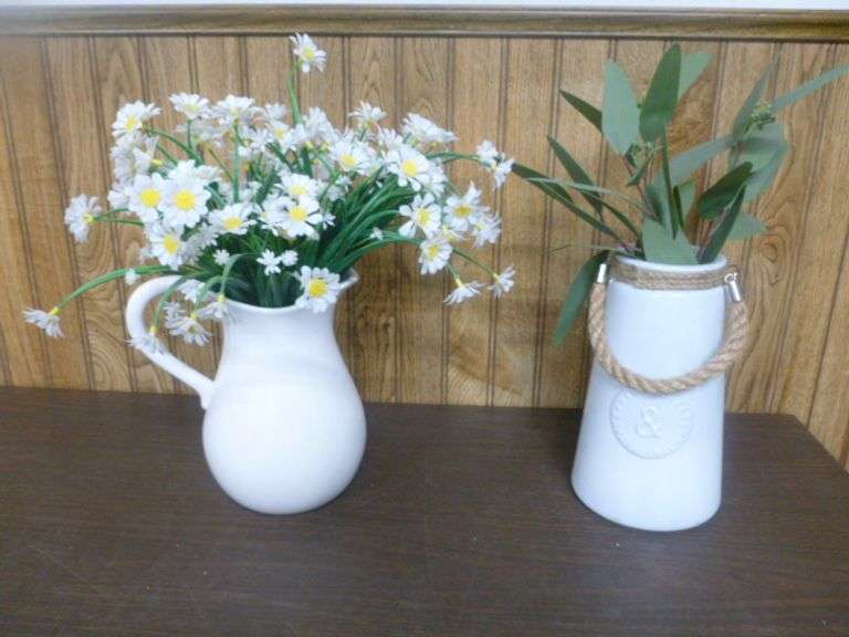 Group Of (2) Artificial Plant / Flower Decorations