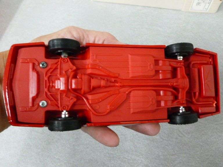 New Collectible Ertl - 1990 Camaro Iroc-Z Dealer Promo Car No. 6043