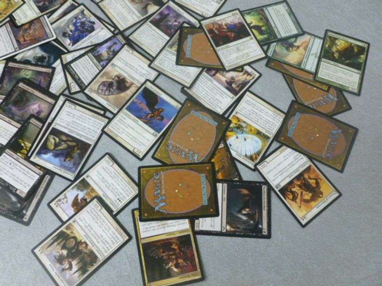 Large Group Of Collectible Magic The Gathering Trading Cards