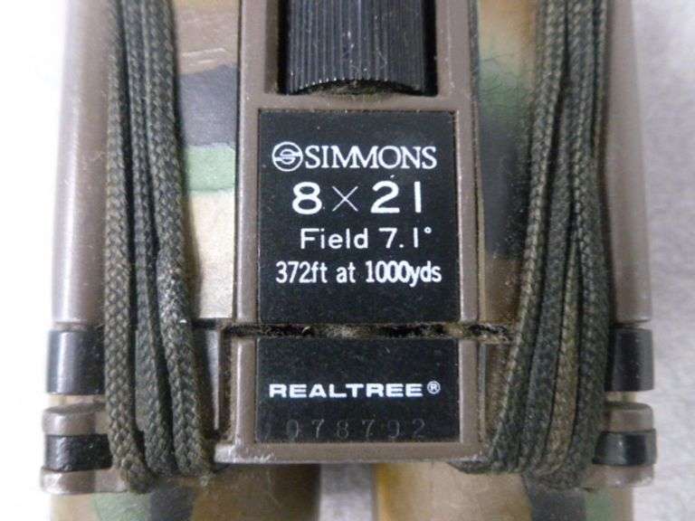 Simmons Real Tree 8 x 21 Binoculars