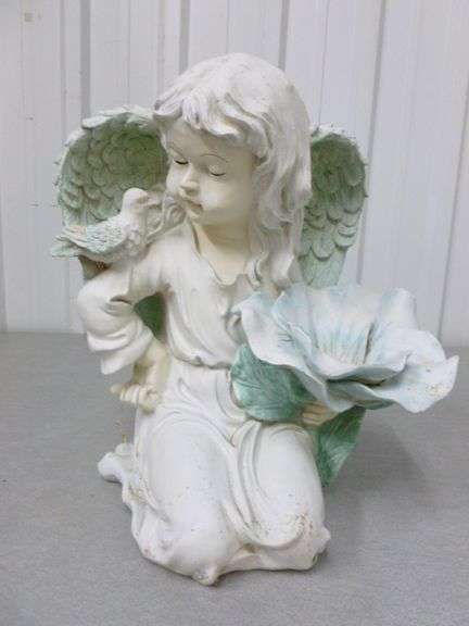 Nice Molded Resin Angel Rock Garden Decoration
