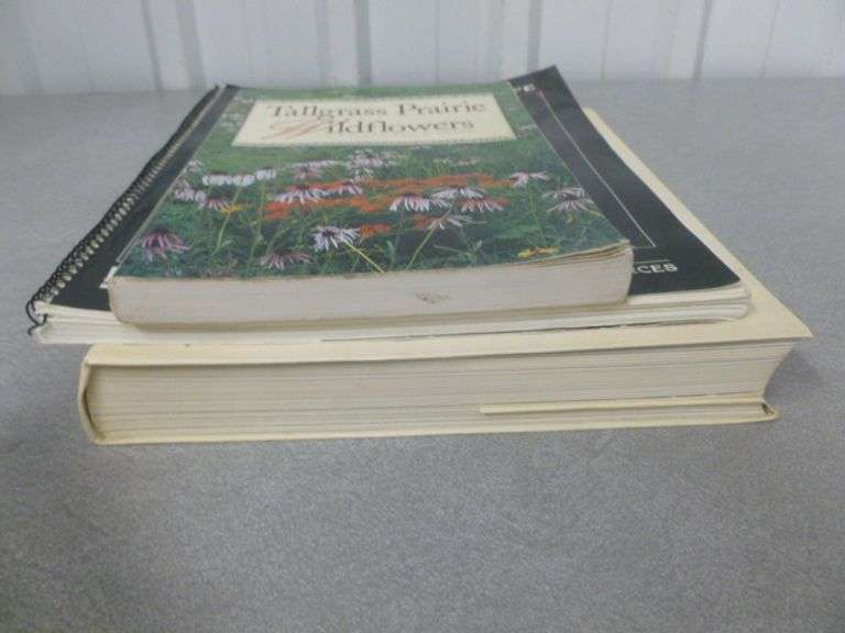 (3) Wildflower / Wildlife Themed Picture Books