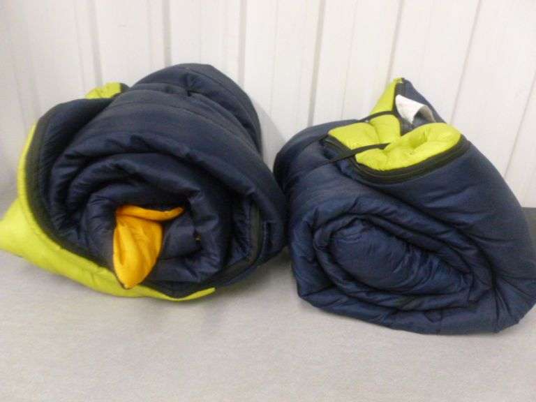 (2) Northpole Sleeping Bags