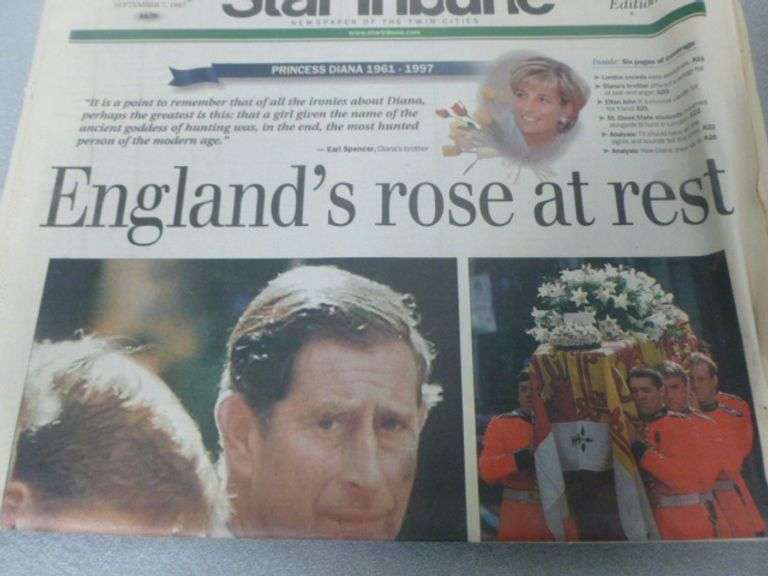 1994 & 97 Collector paper Items - Star Tribune Princess Diana / Life - Jackie O