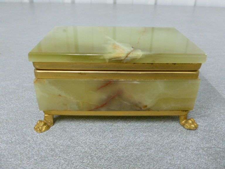 Vintage Footed Marble Ring Box