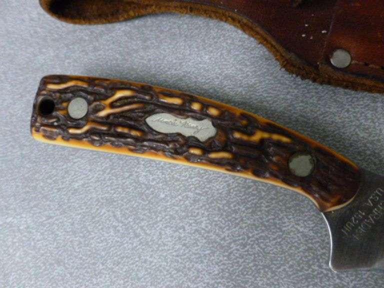 Schrade USA Uncle Henry No. 152 UH Knife With Sheath - 7.5" H