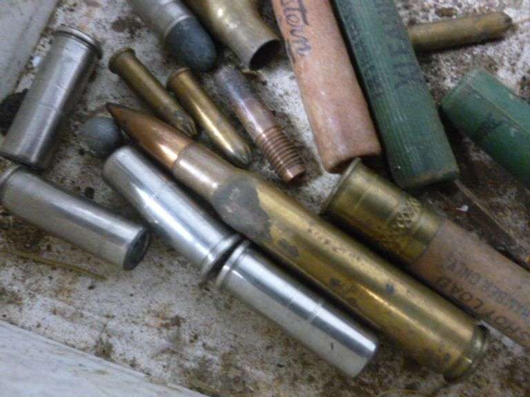 Mixed Group Of Vintage Ammo / Brass - .410 / Rifle / Pistol