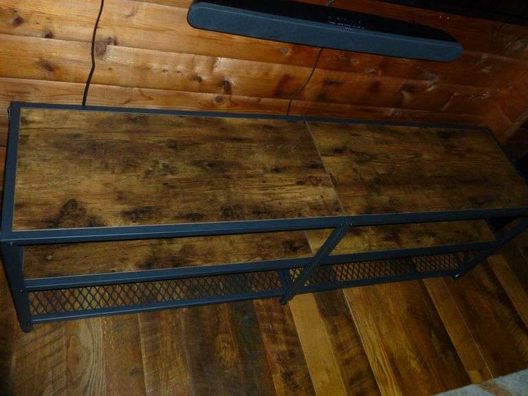 Nice Metal Framed Display Shelf