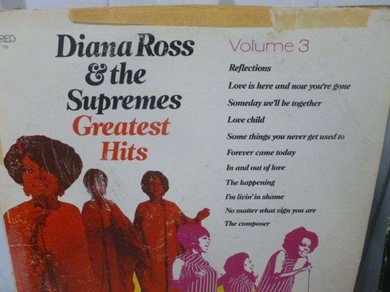 (2) Collectible LP Record Albums - Dionne Warwick - Diana Ross