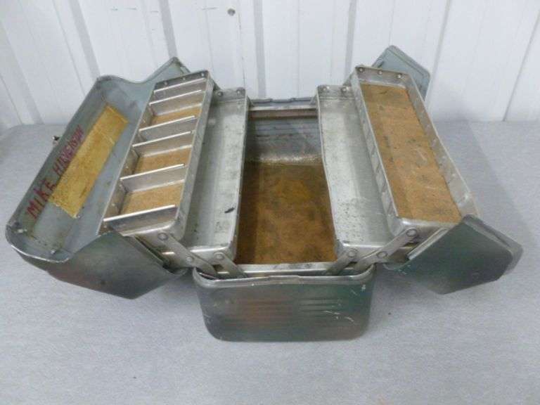 Vintage Fenwick Aluminum Fishing Tackle Box
