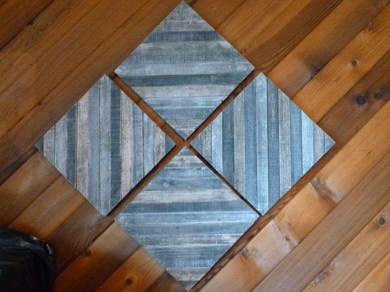 (4) Piece Rustic Wood Themed Wall Decoration Set