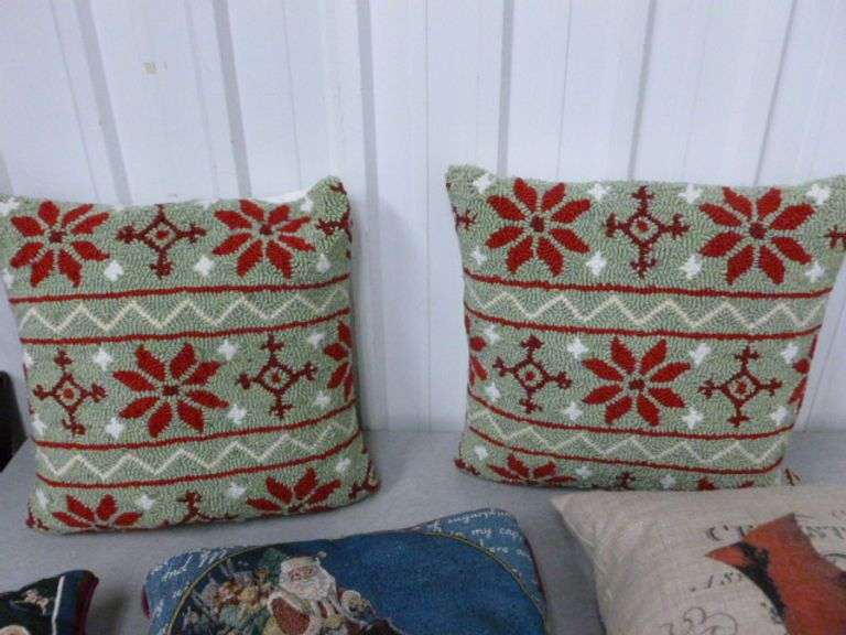 Group Of (6) Christmas Themed Couch Pillows