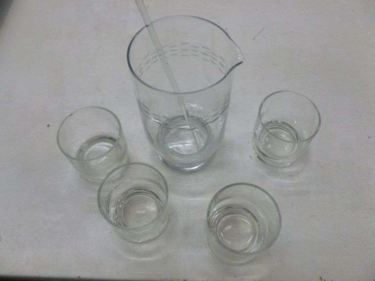 (5) Piece Glass Liquor Set