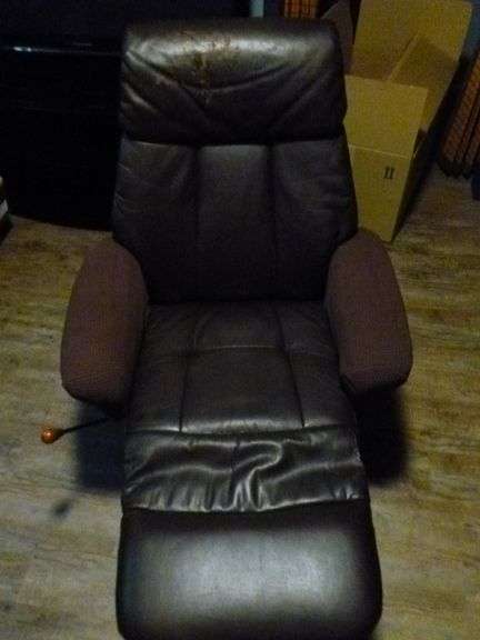 Benchmaster Brown Pleather Reclining Chair