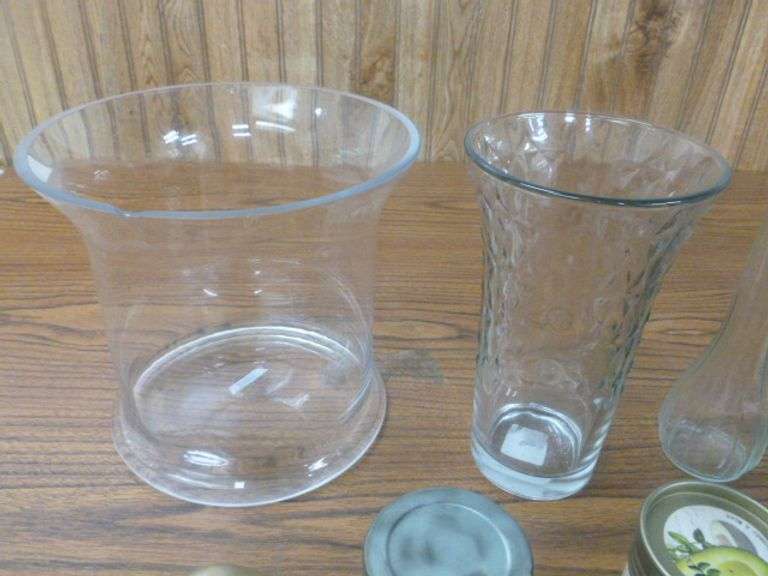 Group Of Household Decor / Cast Iron Stem Candle Holder