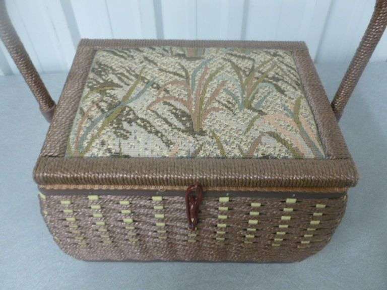 Sewing Basket - Flip Lid