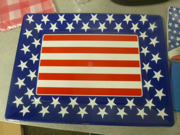 Group Of Patriotic Themed Picnic Items - Party Lights