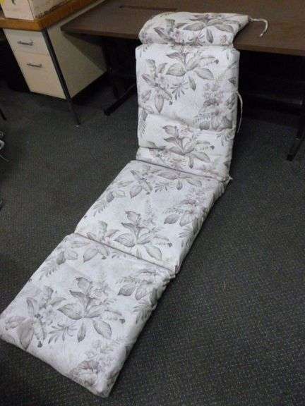 Patio Lounger Chair Cushion - 4 " Thick