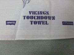 Minnesota Vikings / Wild Stadium Souveneer Items - Wild Round 2 Playoff Towel - 1988 Vikings Towel