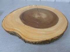 Nice Live Edge / Slabwood Serving Board - 13" Diameter