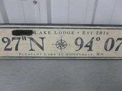 Sign Treasure - Lake Lodge Wooden Sign - 6" x 36" L