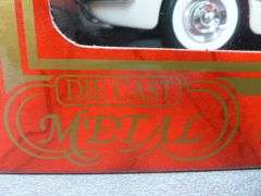 New Collectible Mira - Calidad Golden Line 1953 Corvette  - E1:18 Scale Die Cast Metal Car