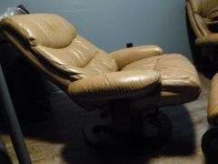 Lane - Tan Leather Swivel Reclining Chair With Ottoman
