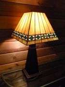 Beautiful Stain Glass End Table Lamp - 25.5" H